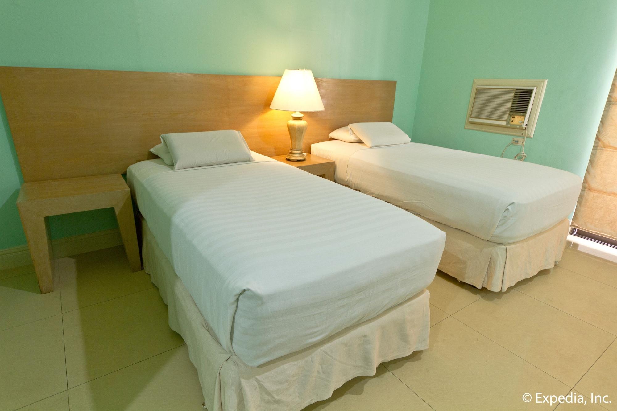 Crown Regency Residences Cebu - Quarantine Hotel Екстер'єр фото